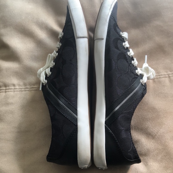 Coach 9.5 sneakers - Picture 3 of 7